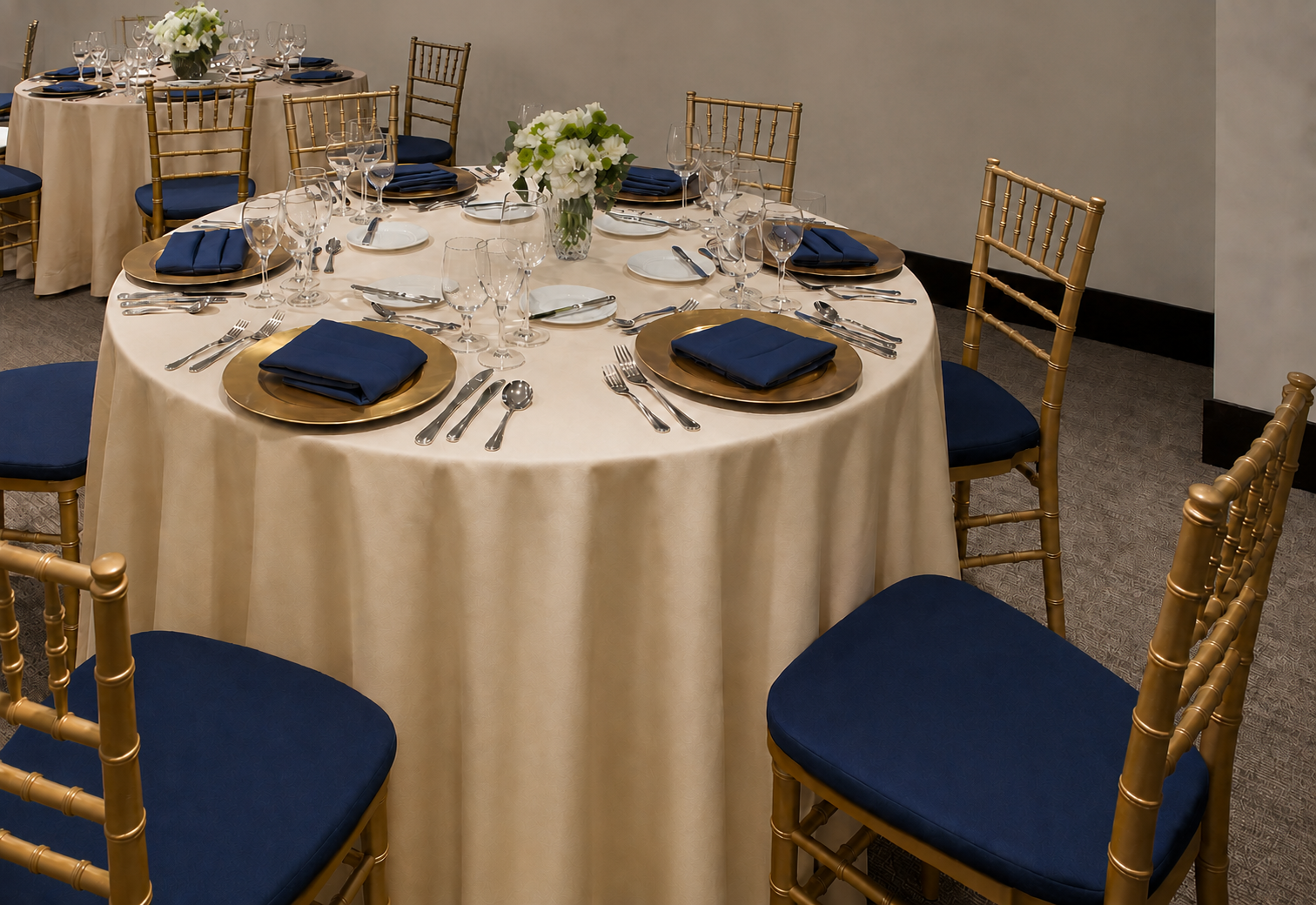 Wedding Reception Staffing Checklist: Roles, Timing and Service Flow